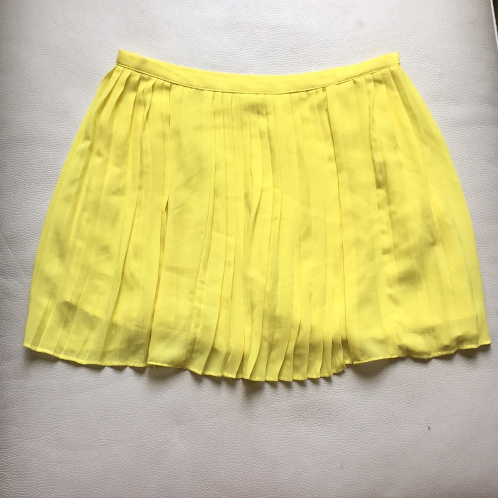 Millau Yellow Pleated Mini Skirt
